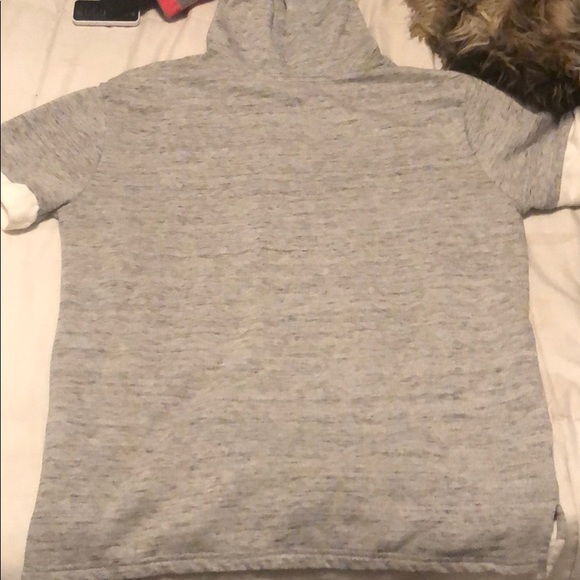 Pullover - Picture 2 of 2